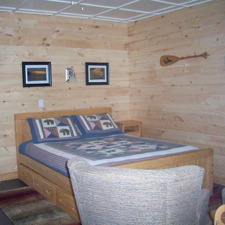 Lakewoods Cottage Oxtongue Lake الغرفة الصورة