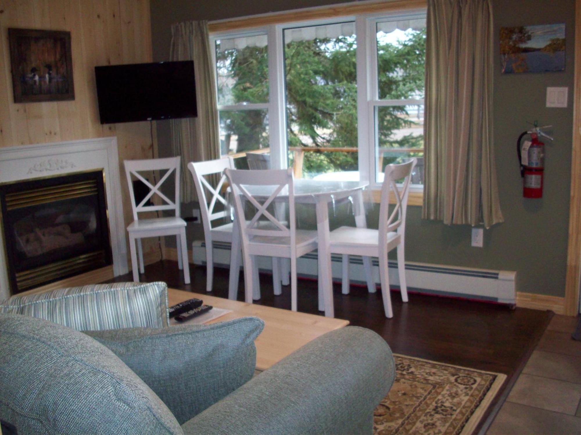 Lakewoods Cottage Oxtongue Lake الغرفة الصورة