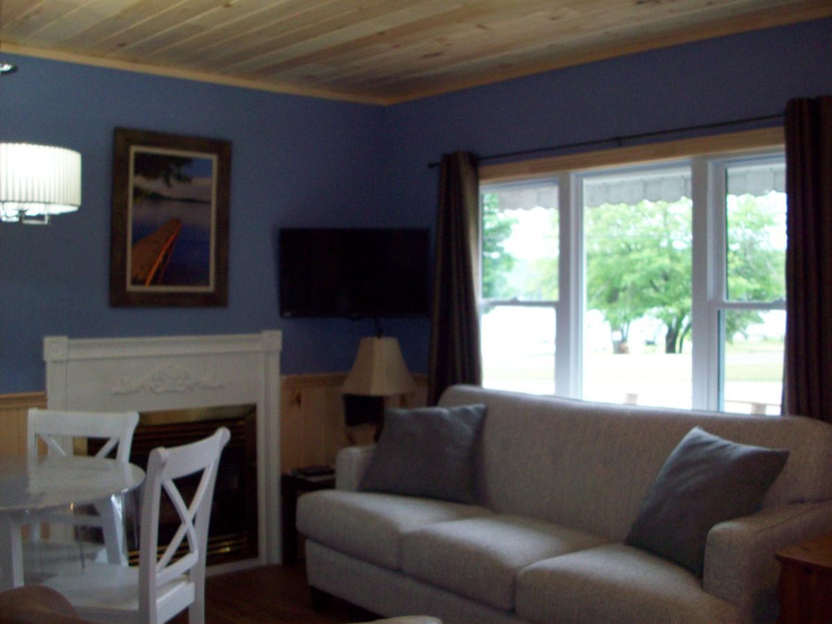 Lakewoods Cottage Oxtongue Lake المظهر الخارجي الصورة