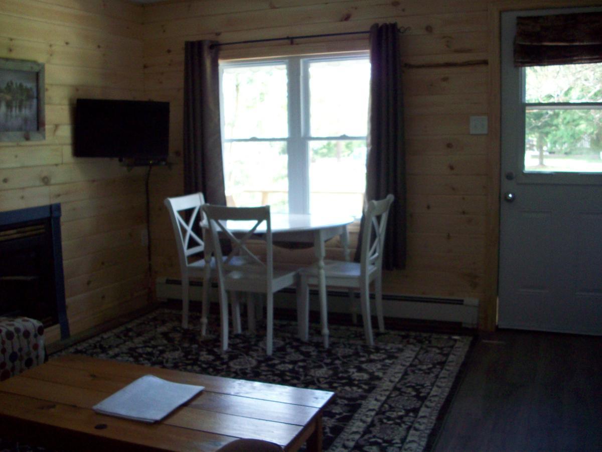 Lakewoods Cottage Oxtongue Lake المظهر الخارجي الصورة