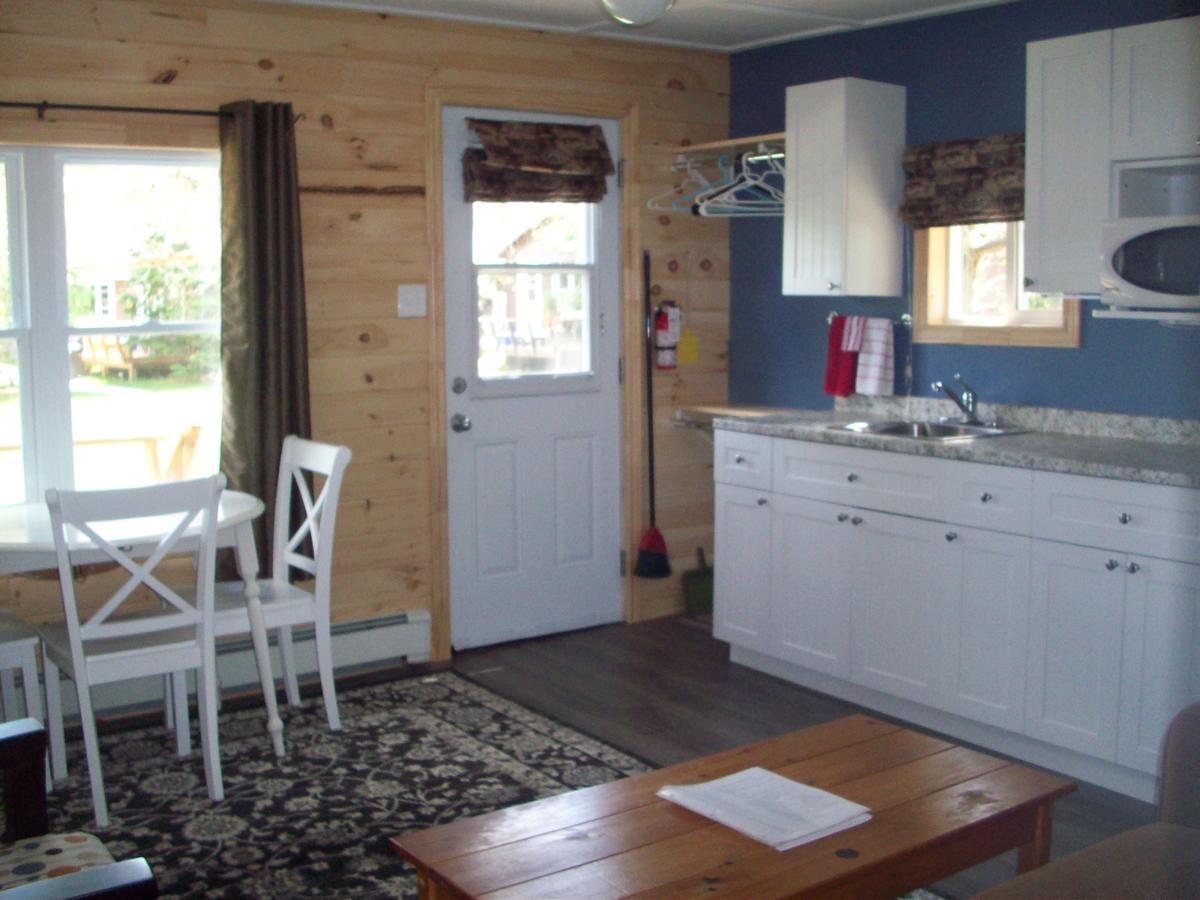 Lakewoods Cottage Oxtongue Lake المظهر الخارجي الصورة