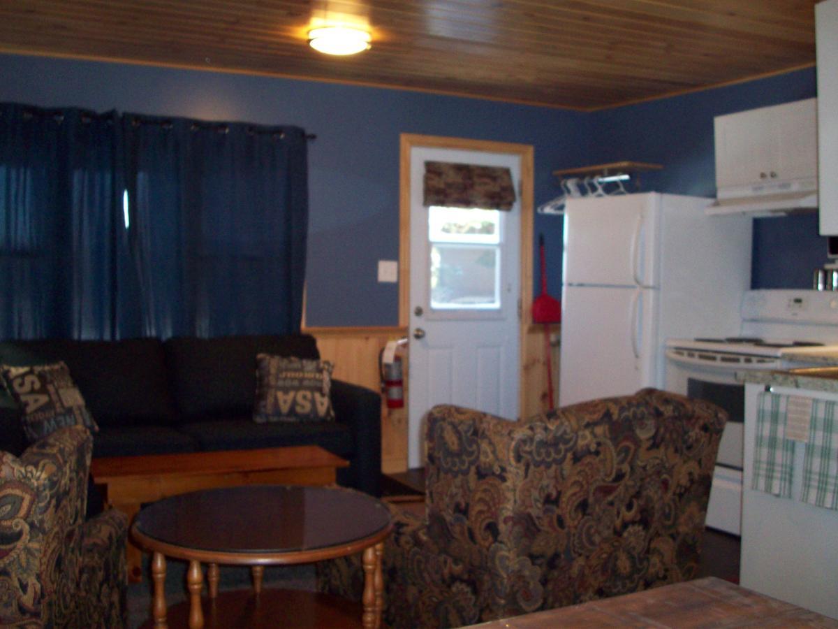 Lakewoods Cottage Oxtongue Lake المظهر الخارجي الصورة