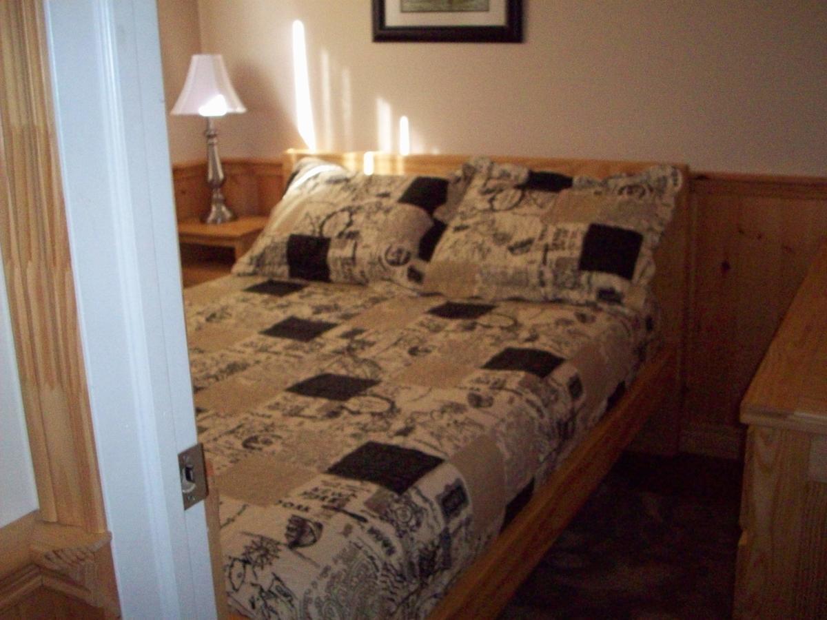 Lakewoods Cottage Oxtongue Lake الغرفة الصورة